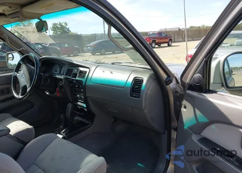 2002 Toyota 4Runner Sr5 V6 z USA, uszkodzony, nr VIN JT3HN86R820370175